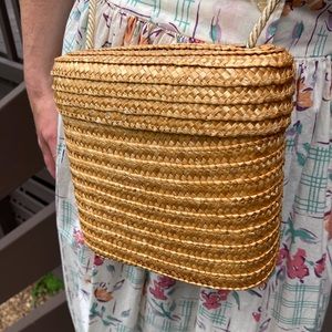 Vintage Laura Ashley straw crossbody bag